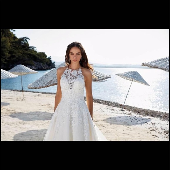 Wedding dress - Picture 5 of 5